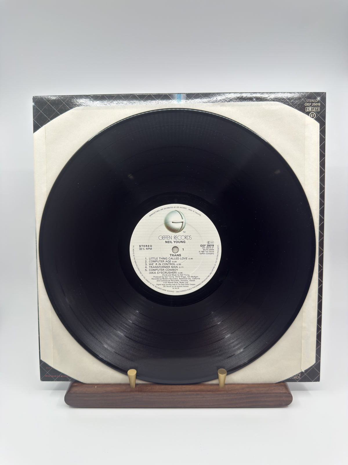 Neil Young Trans UK GEF 25019 — side A