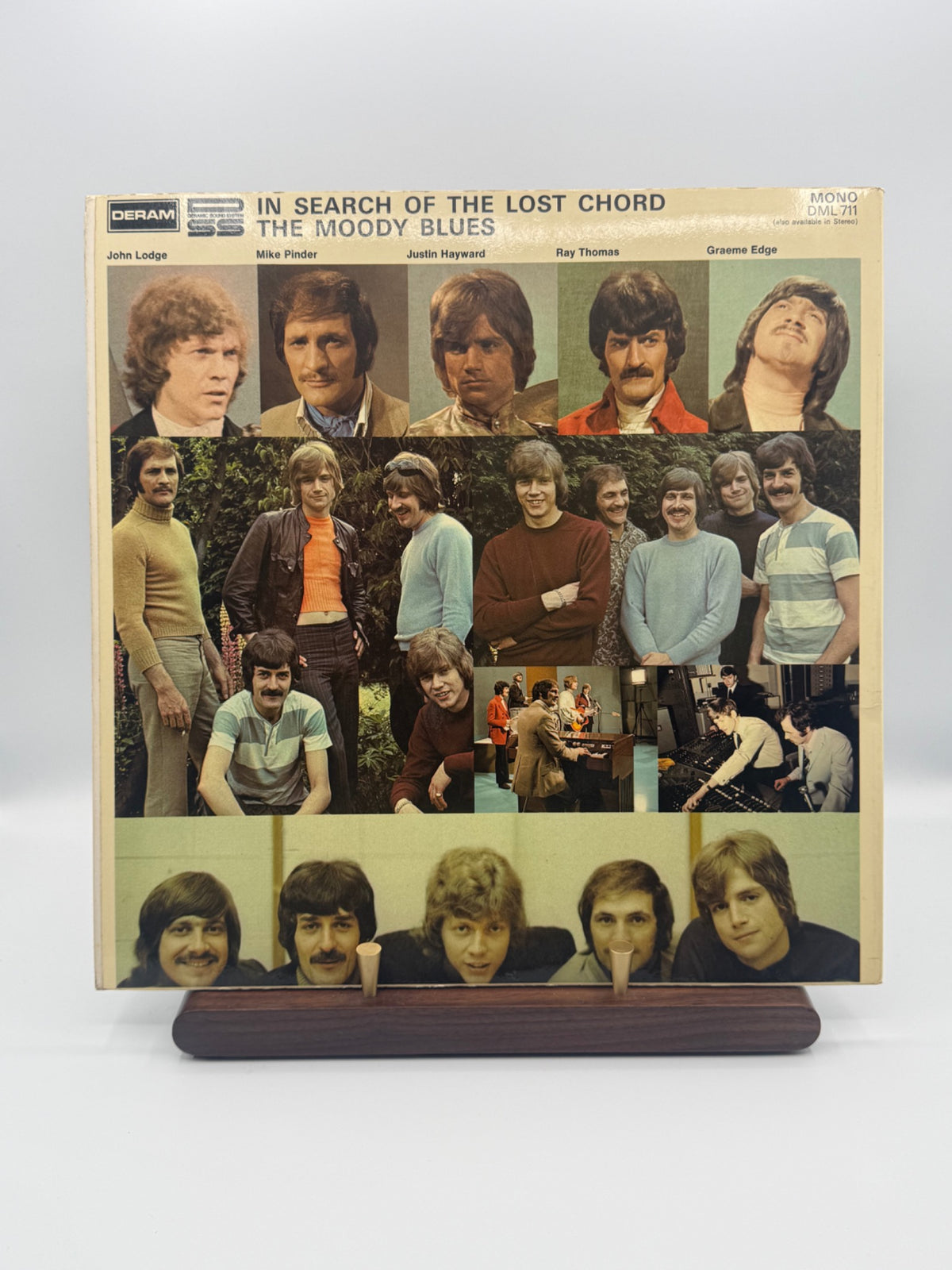The Moody Blues In Search Of The Lost Chord DML 711 UK mono back sleeve